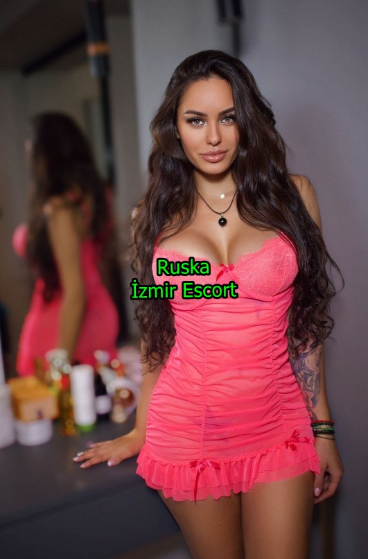 izmirescortruska-1 İzmir Escort Ruska Sert mi Yumuşak mı Sen Karar ver